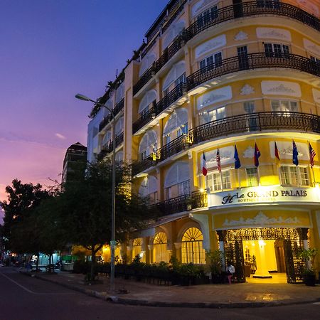 Le Grand Palais Boutique Hotel Phnom Penh Bagian luar foto