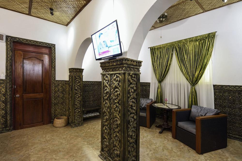 Le Grand Palais Boutique Hotel Phnom Penh Bagian luar foto