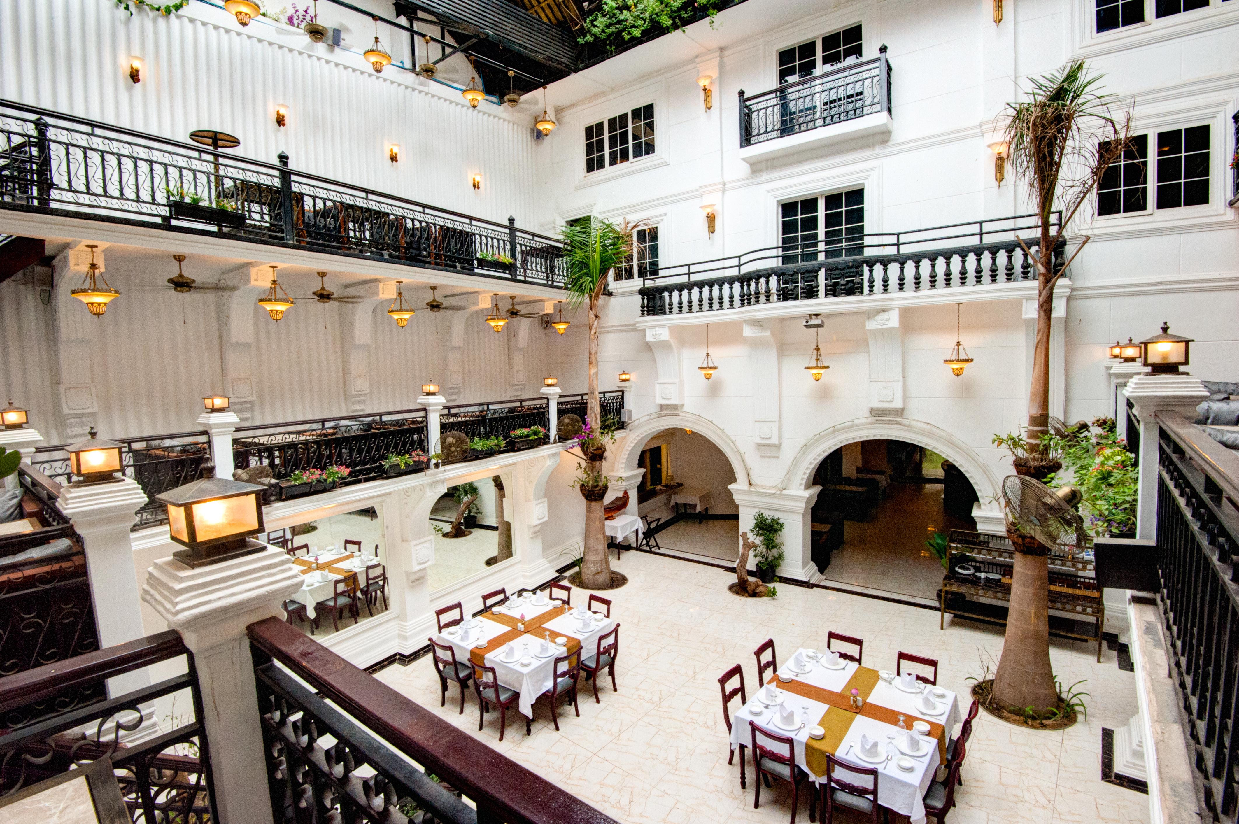 Le Grand Palais Boutique Hotel Phnom Penh Bagian luar foto