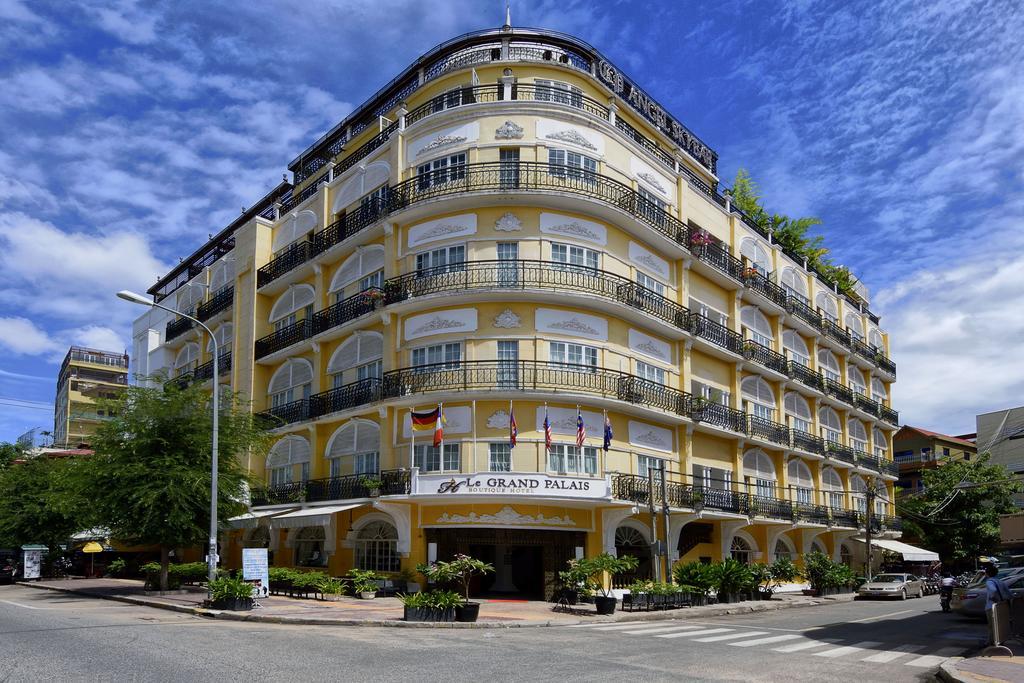 Le Grand Palais Boutique Hotel Phnom Penh Bagian luar foto