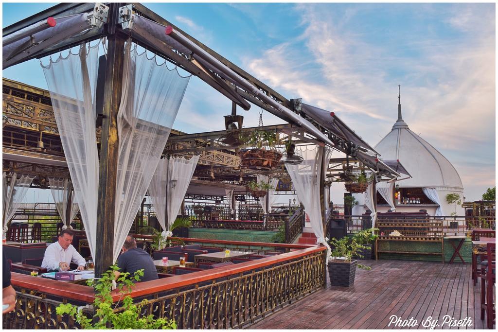 Le Grand Palais Boutique Hotel Phnom Penh Bagian luar foto